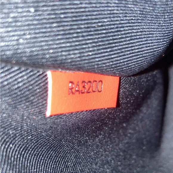 🕹️ Louis Vuitton 🕹️ Monogram A4 Multipocket Pochette Clutch/Laptop Bag NWT - Picture 10 of 16